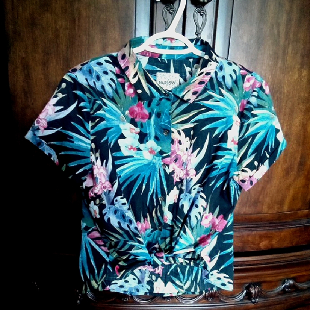 Harlow Women's Colorful Tropical Print Button-Up Shirt With Front Tie Size Large
